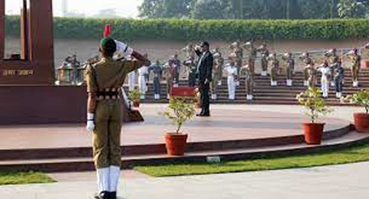 एनसीसी का 74वां स्थापना दिवस : रक्षा सचिव ने शूरवीरों को दी श्रद्धांजलि